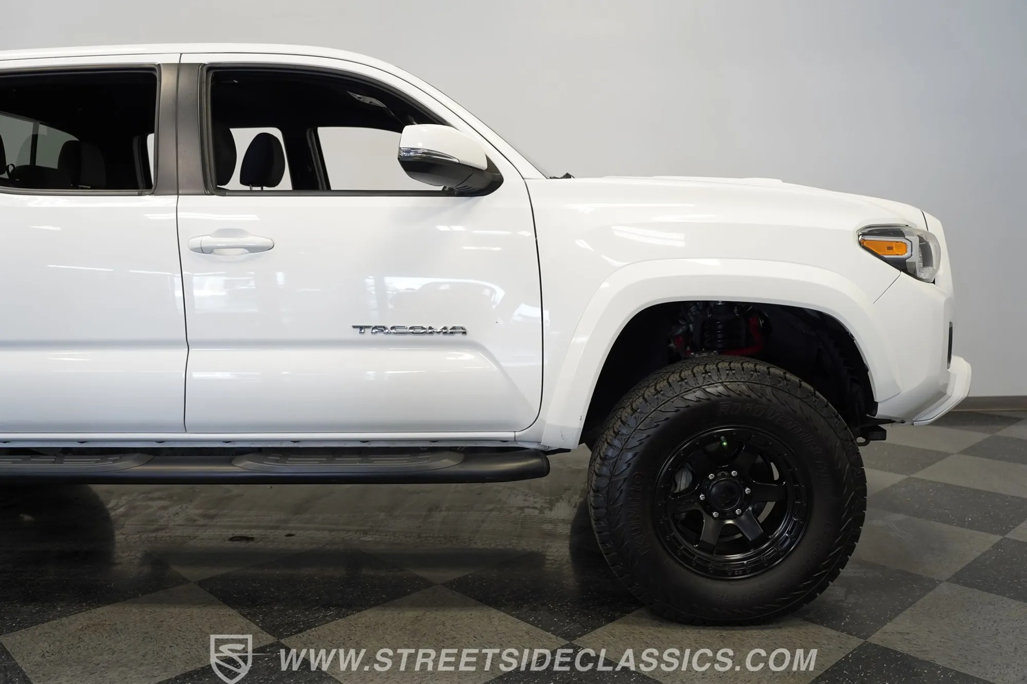 2018 Toyota Tacoma TRD Sport