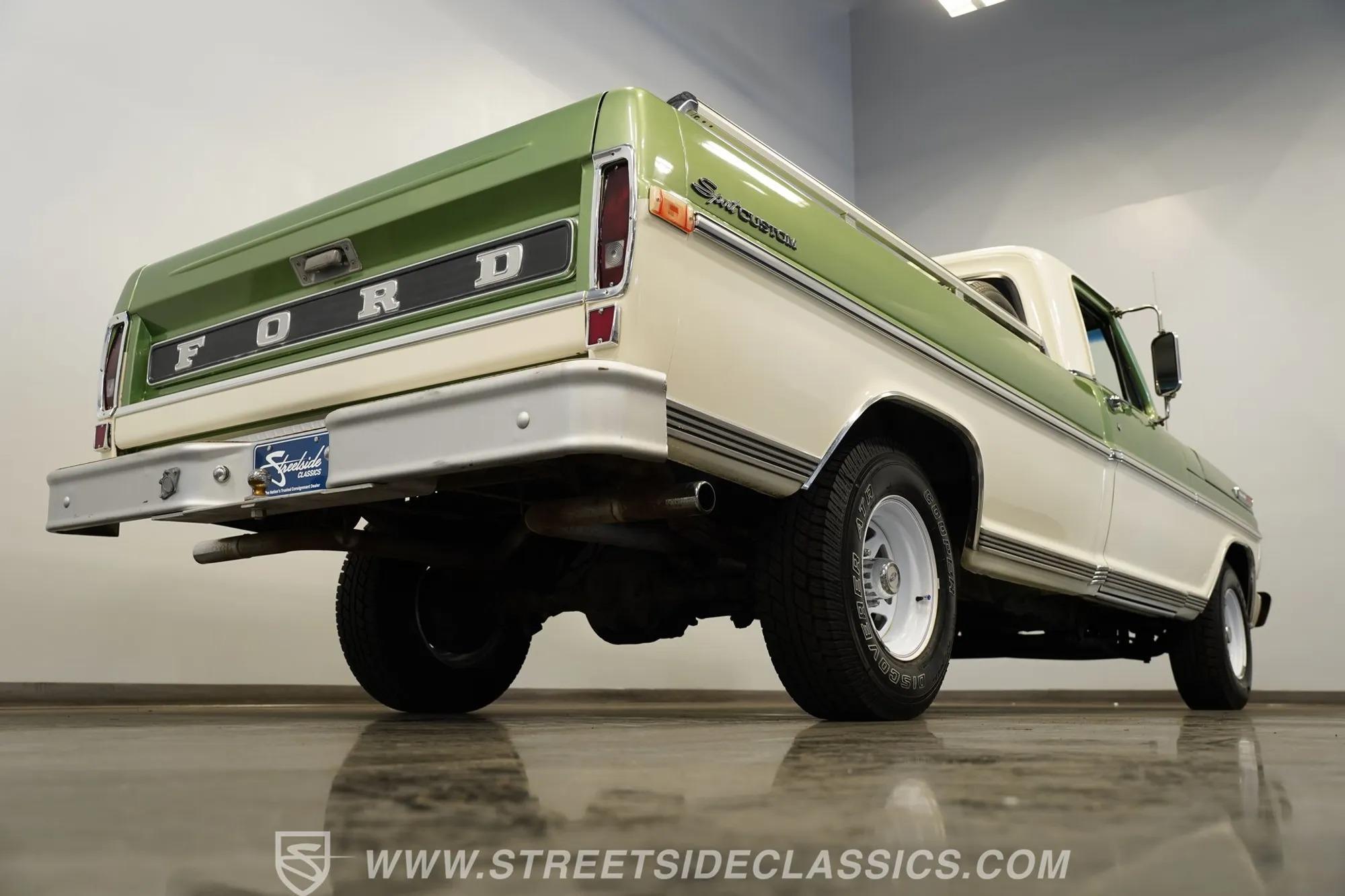 1972 Ford F-100 Sport Custom