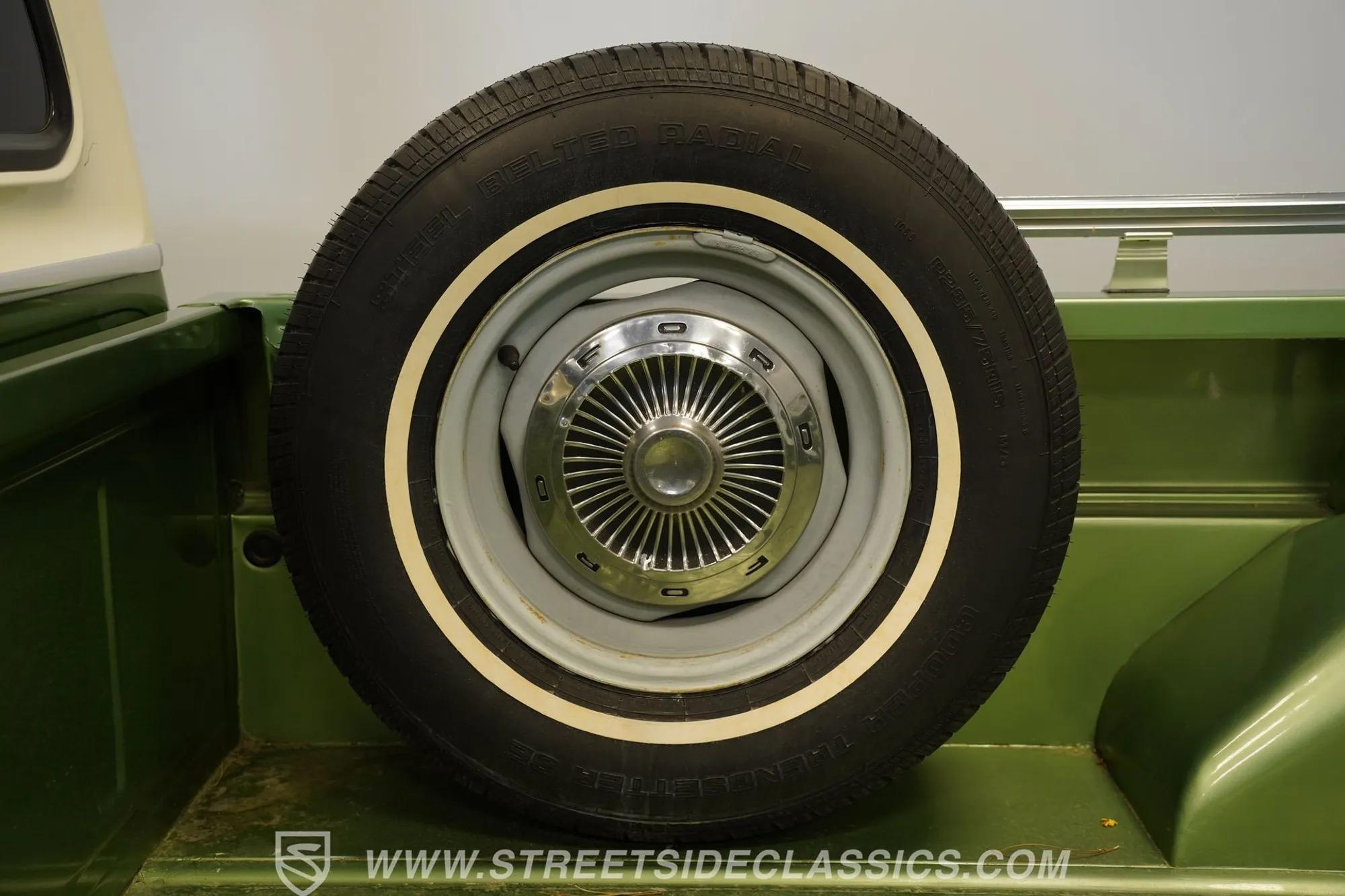 1972 Ford F-100 Sport Custom