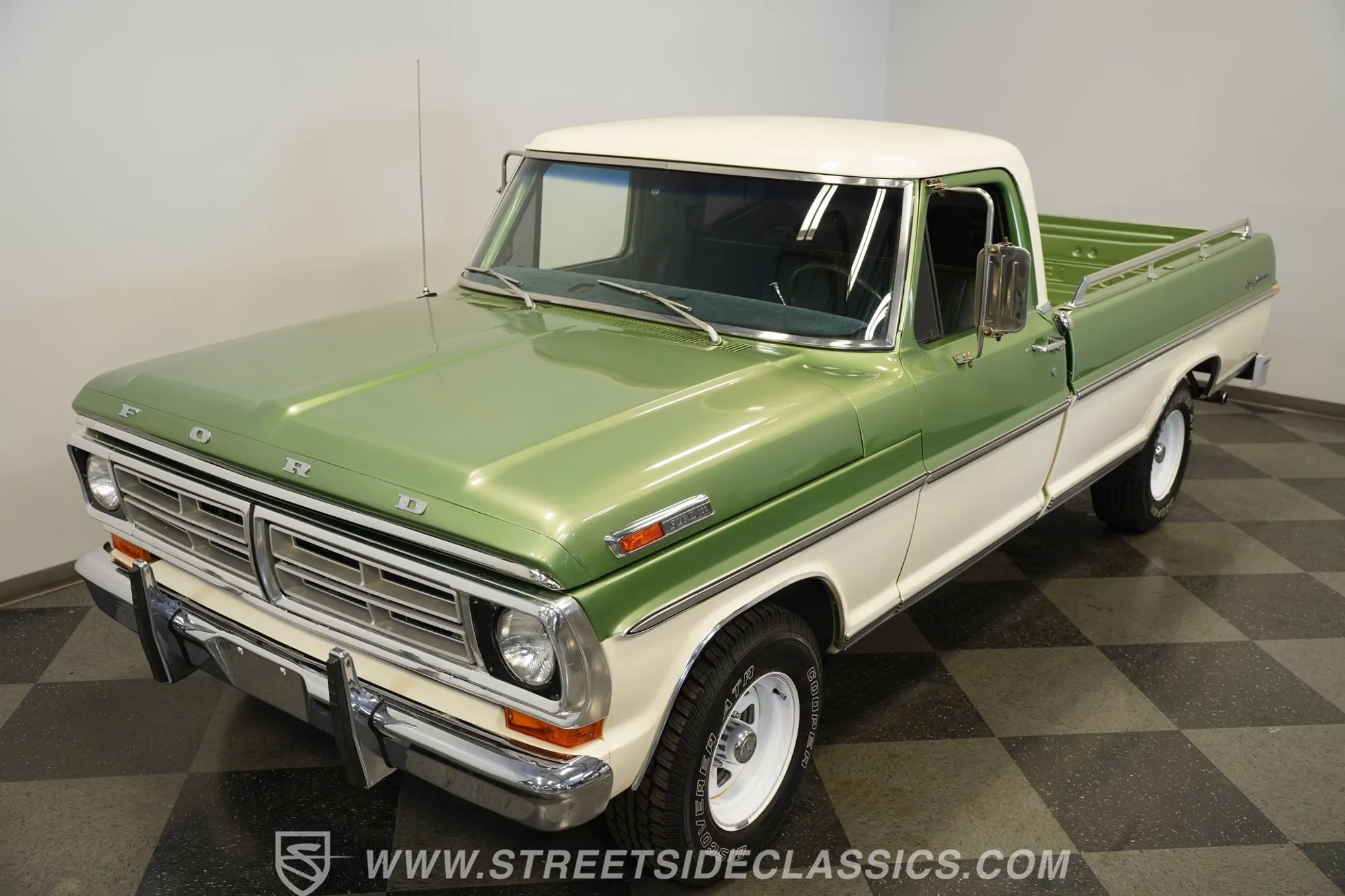 1972 Ford F-100 Sport Custom