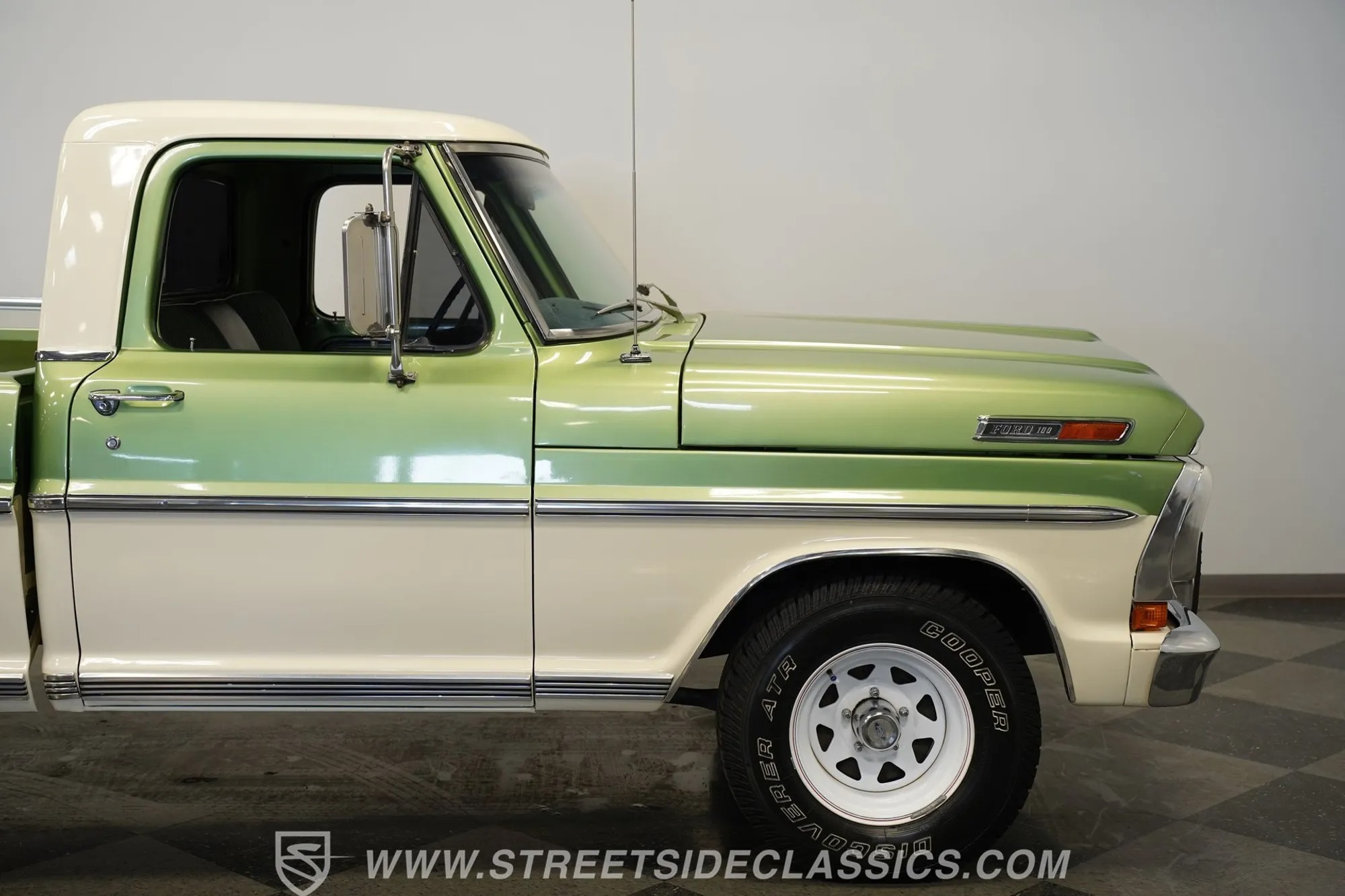 1972 Ford F-100 Sport Custom