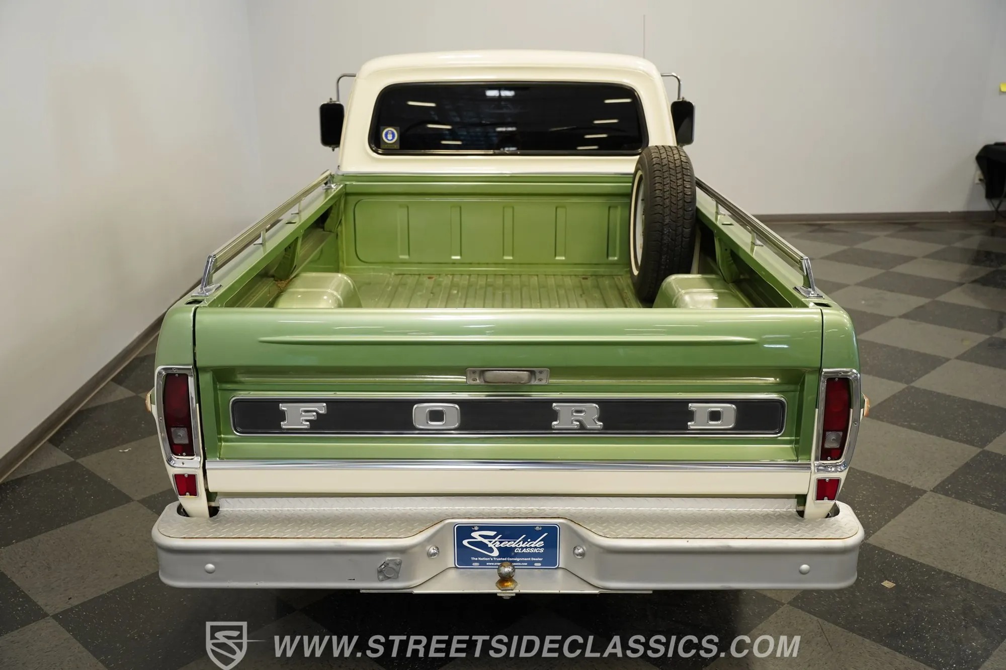 1972 Ford F-100 Sport Custom