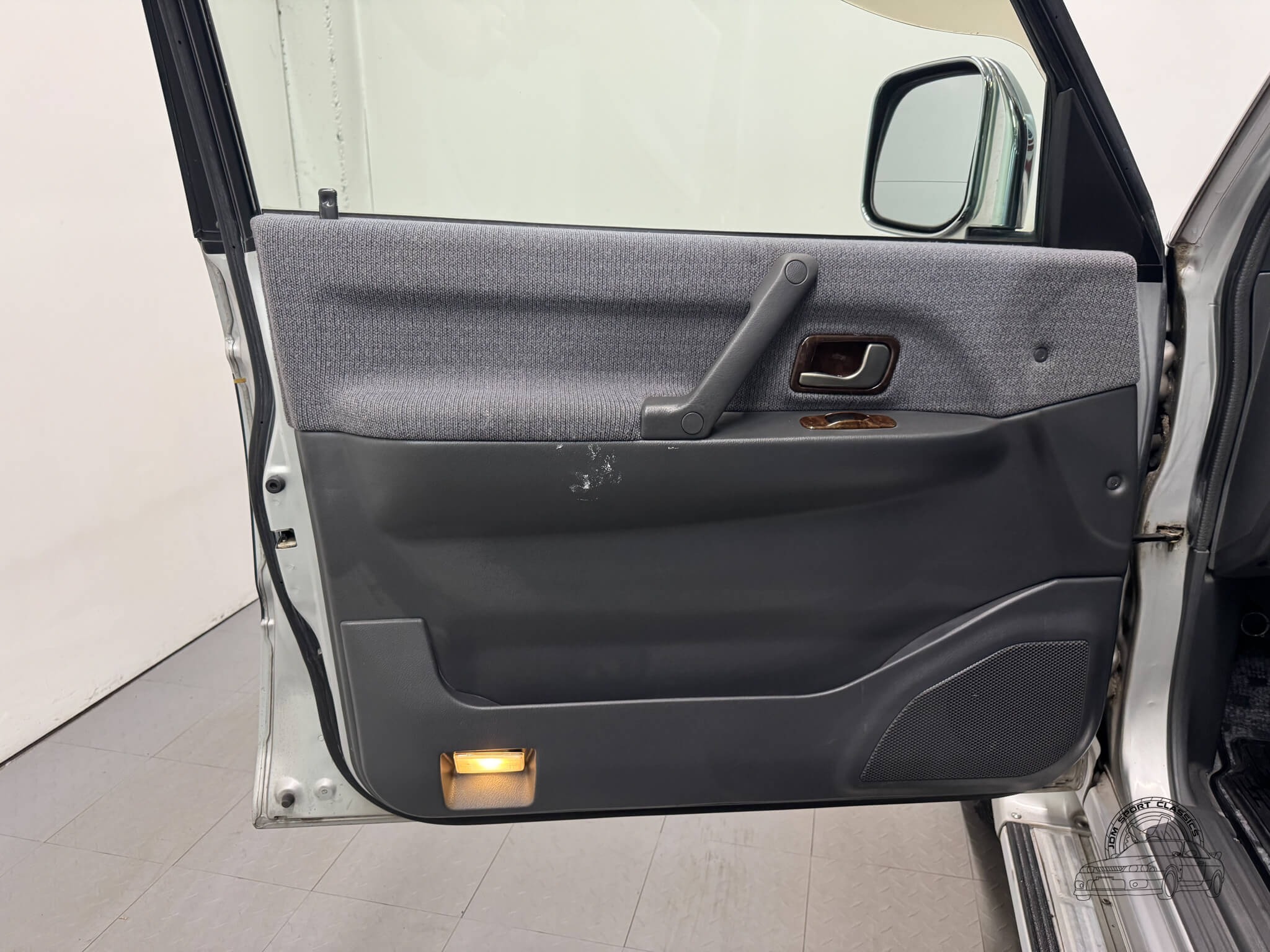 1998 Mitsubishi Pajero Exceed GEO