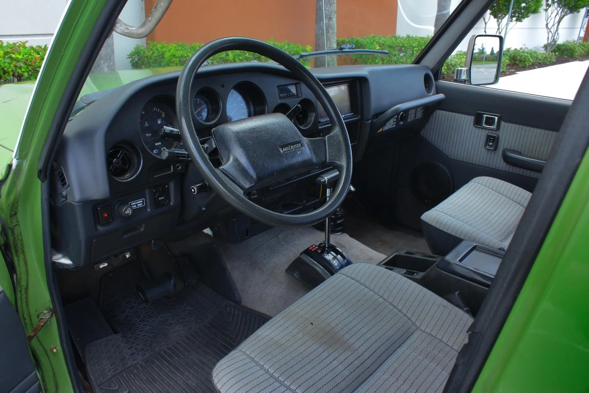 1990 Toyota Land Cruiser FJ62