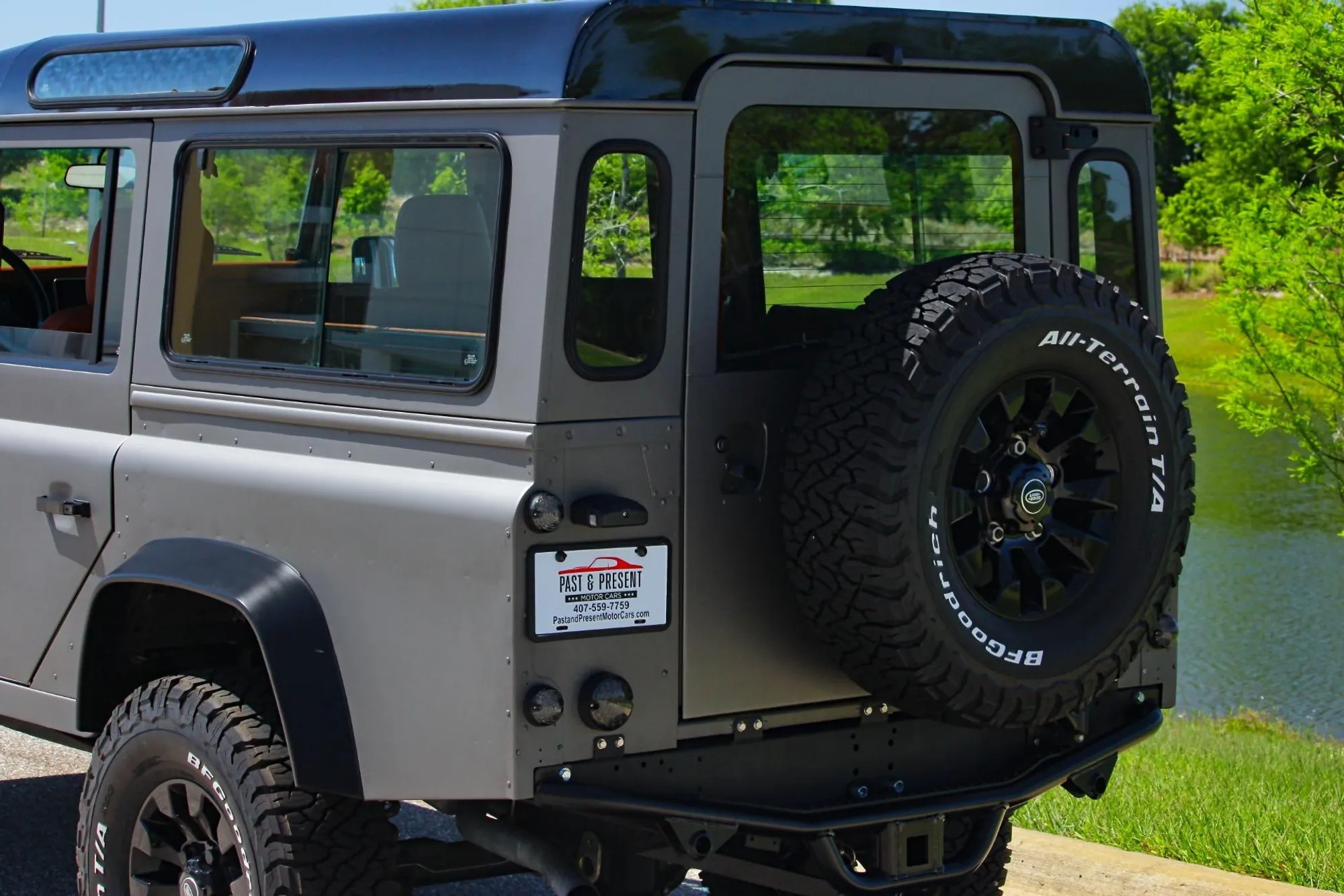 1997 Land Rover Defender 110 Station Wagon