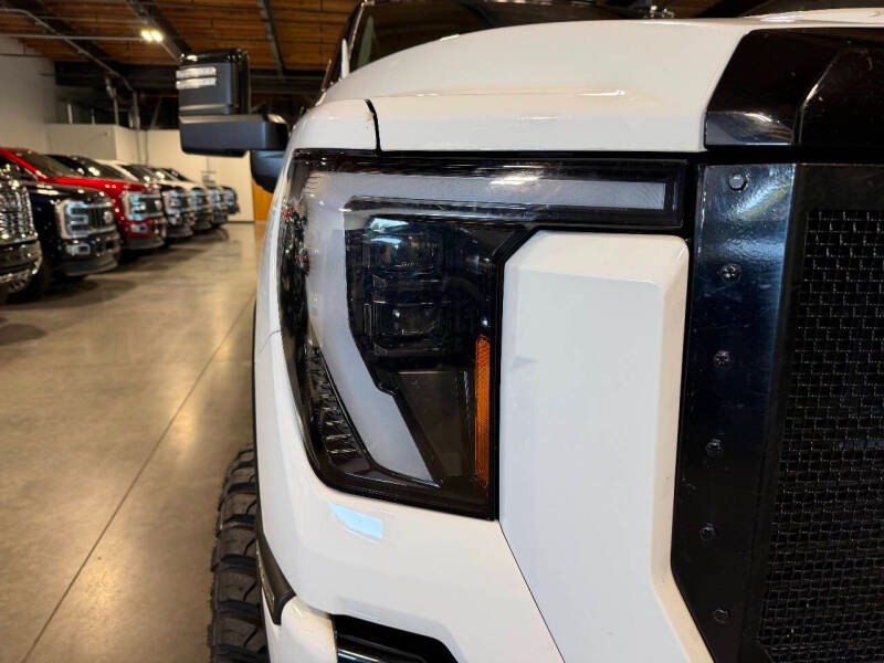 2024 GMC Sierra 3500HD AT4
