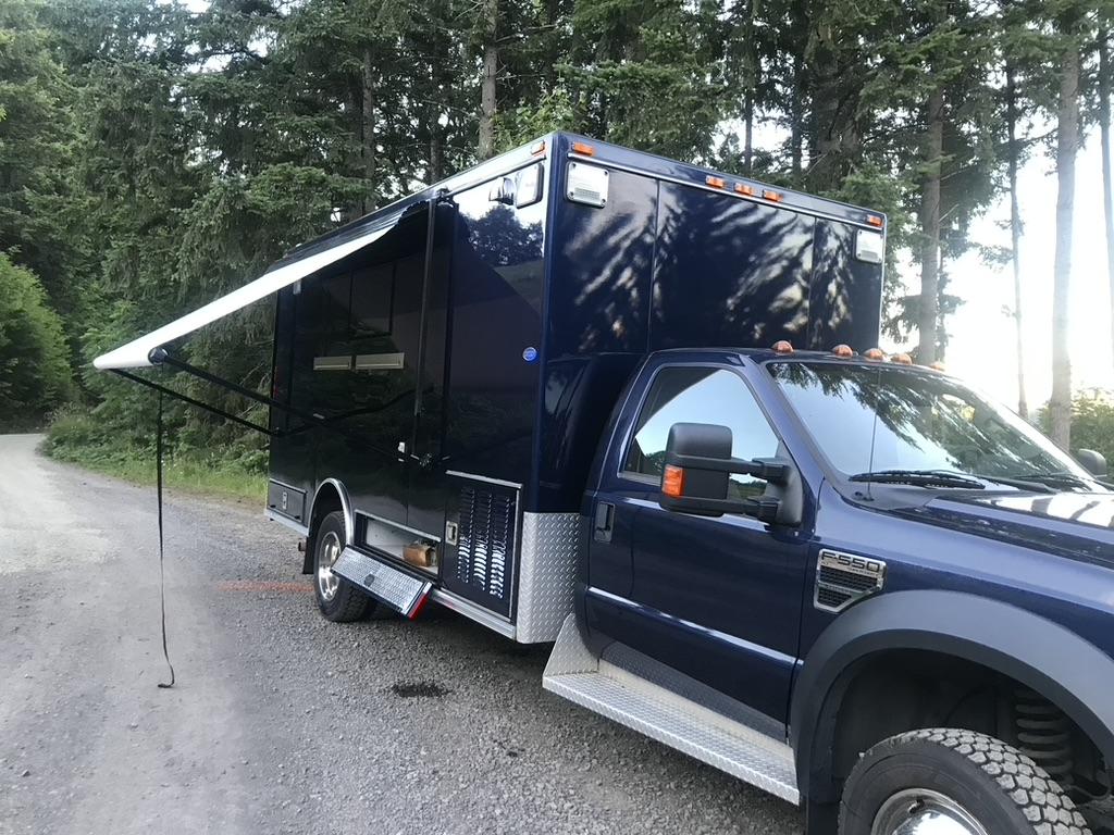 2009 Ford F-550 Super Duty XLT