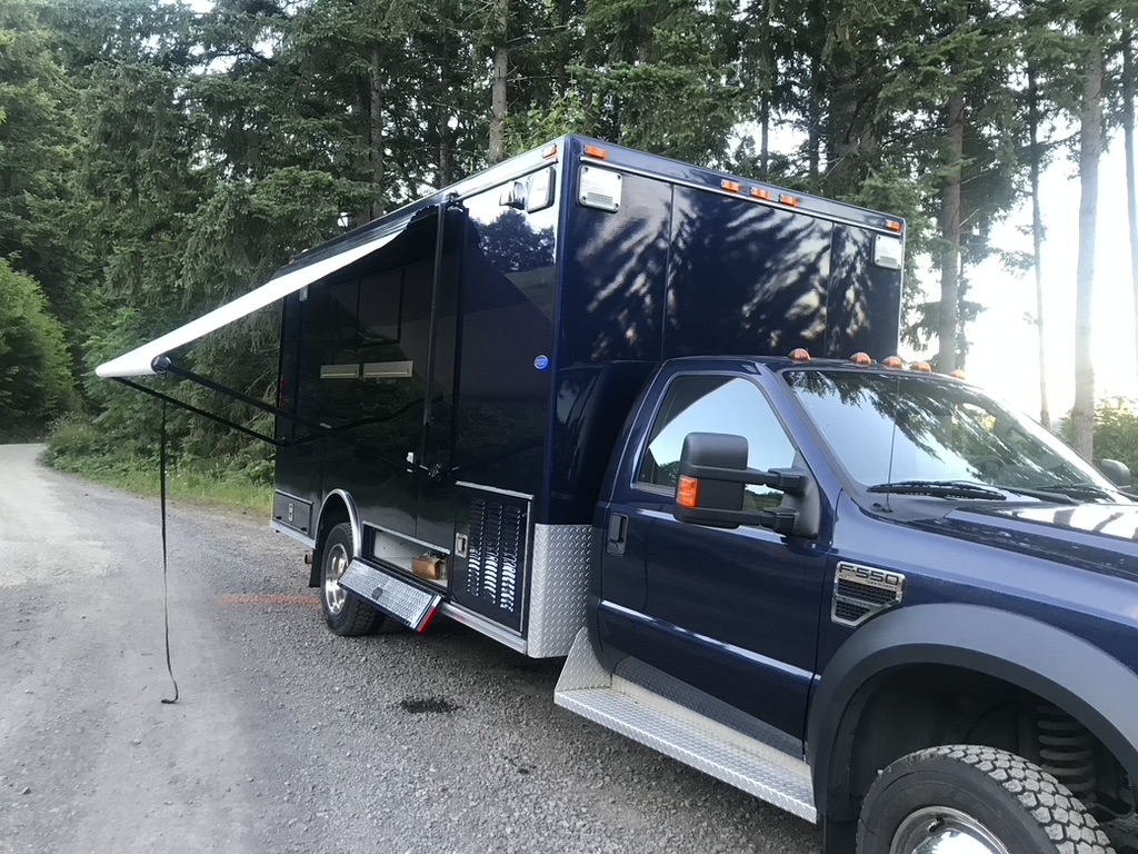 2009 Ford F-550 Super Duty XLT