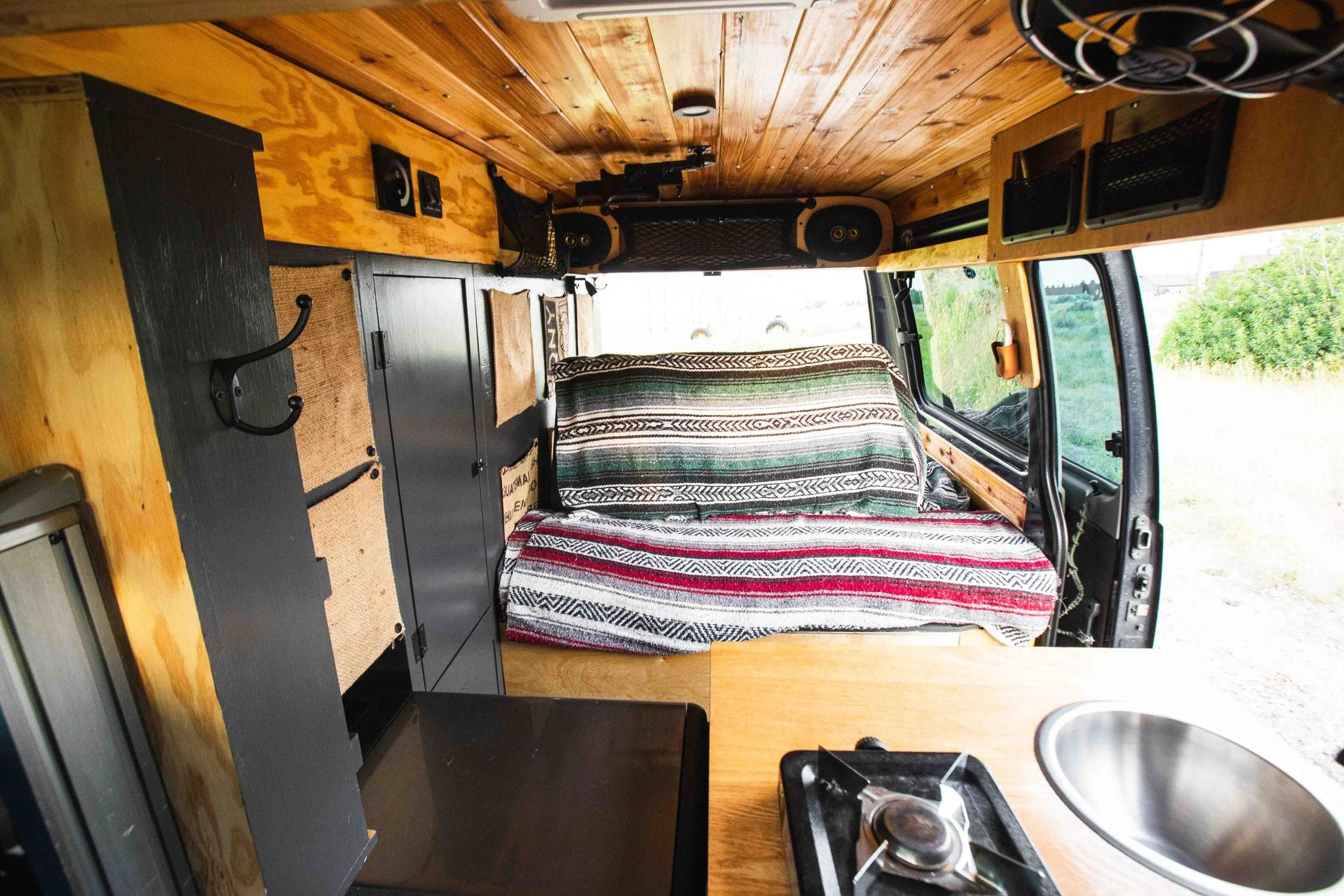 1995 Mitsubishi Delica L300 Star Wagon