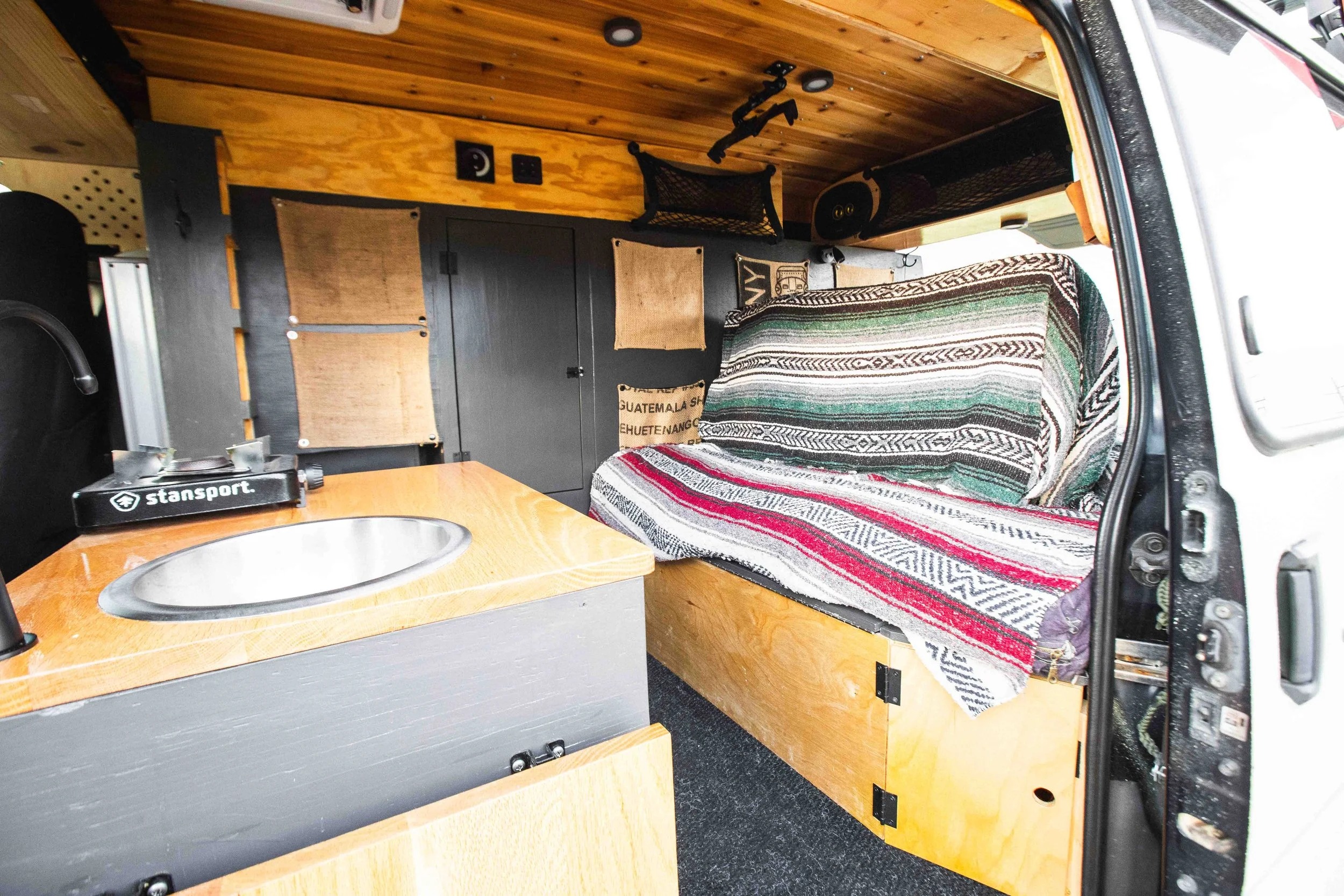 1995 Mitsubishi Delica L300 Star Wagon