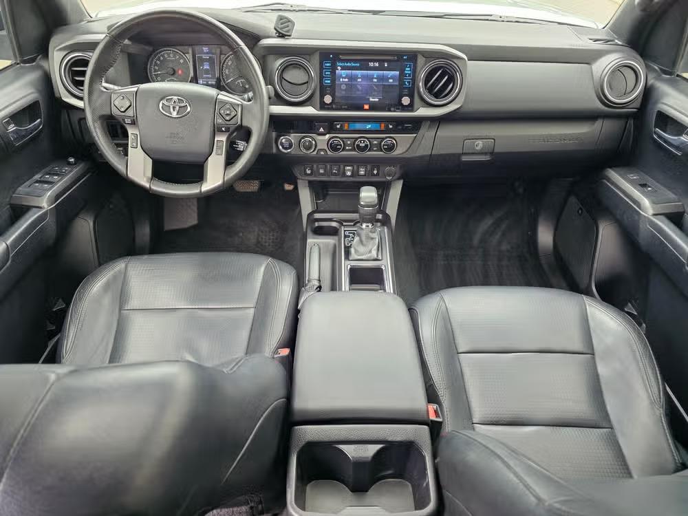2018 Toyota Tacoma TRD Off-Road - 4