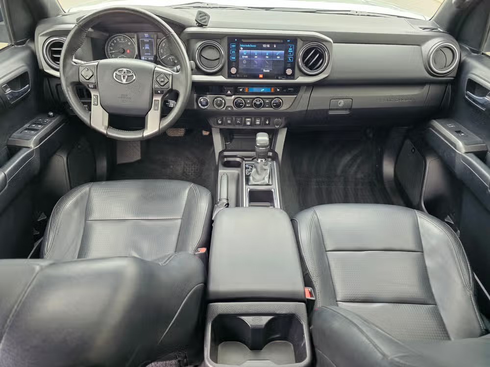 2018 Toyota Tacoma TRD Off-Road - 4