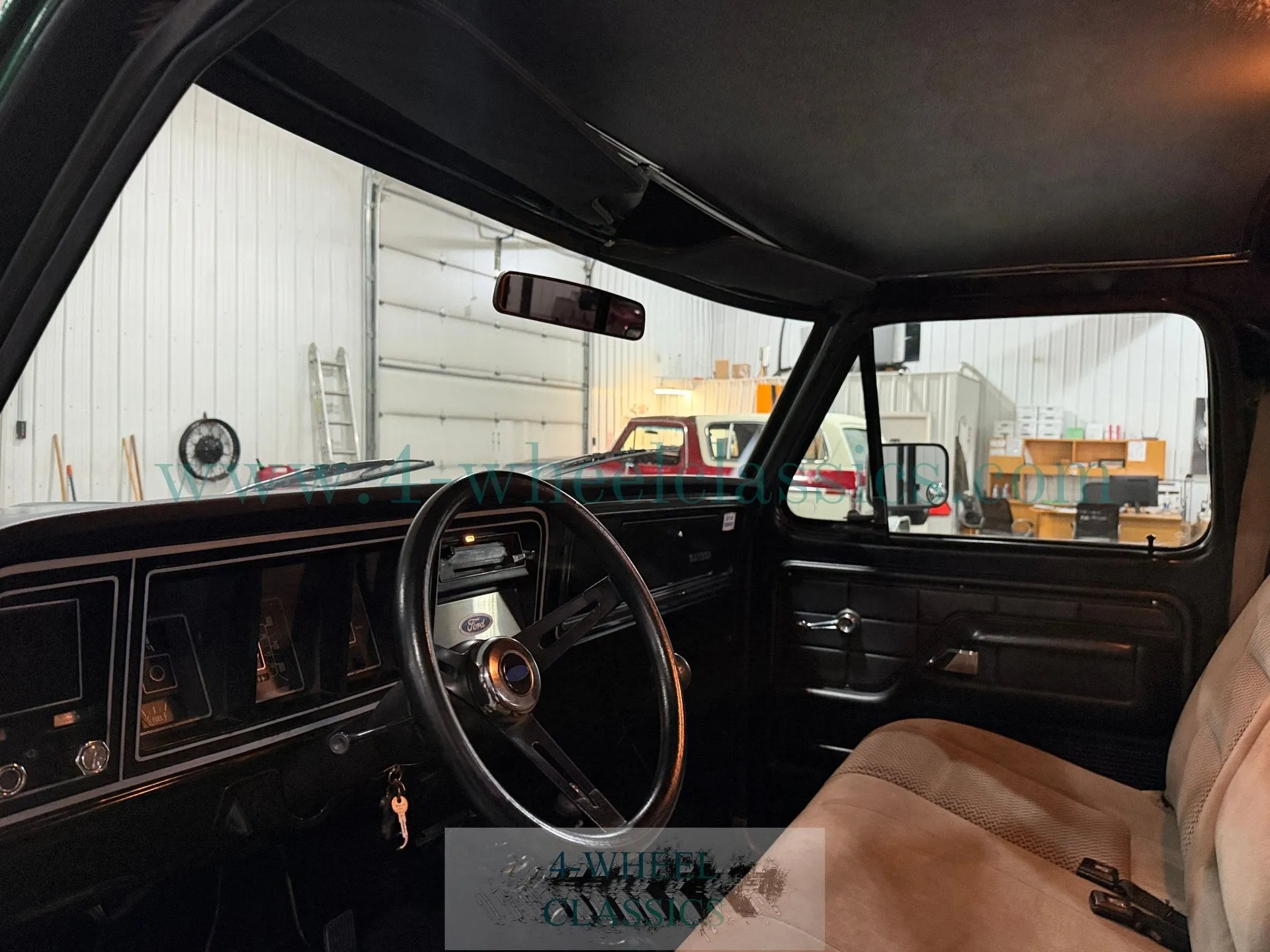 1977 Ford F-150 Short Box Ranger