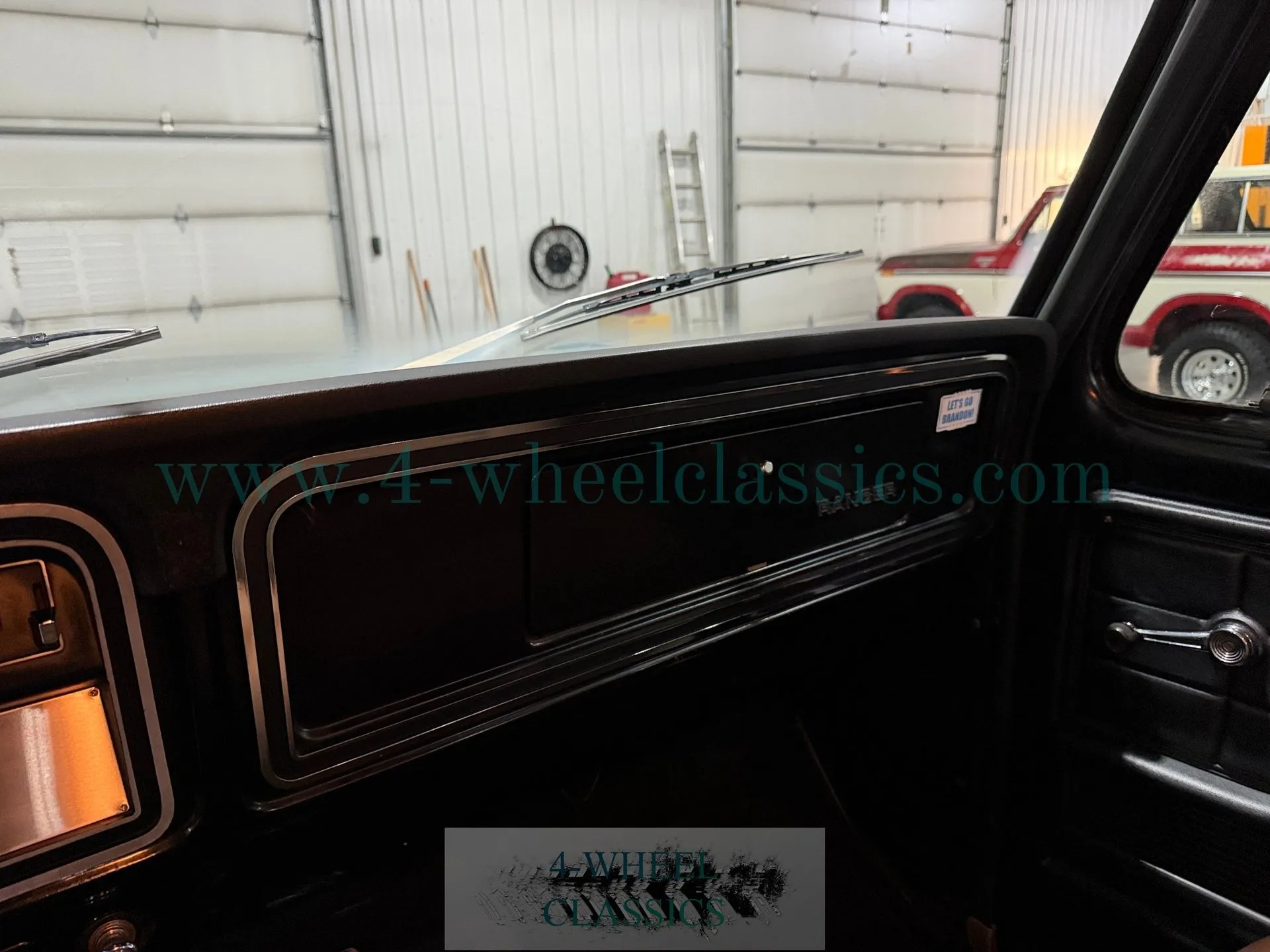 1977 Ford F-150 Short Box Ranger