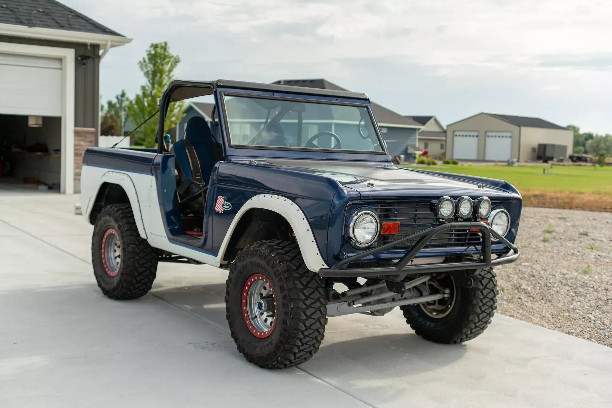 Baja-Ready 1969 Ford Bronco - 3