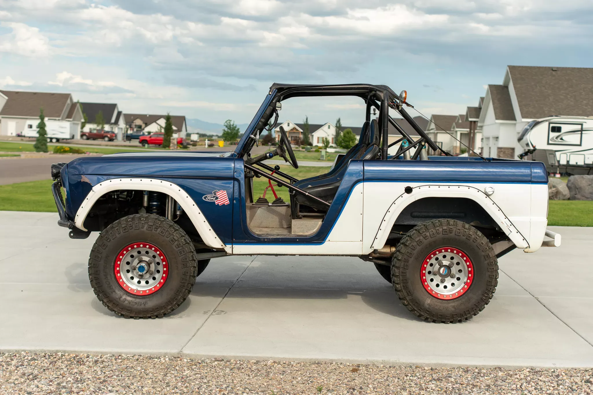 Baja-Ready 1969 Ford Bronco - 2