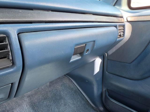 1994 Ford F-150 XLT SWB