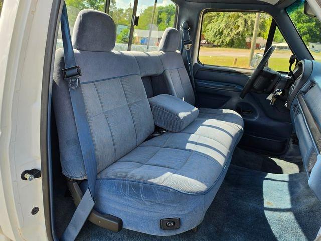 1994 Ford F-150 XLT SWB
