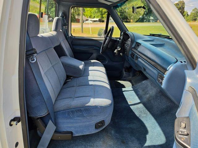 1994 Ford F-150 XLT SWB