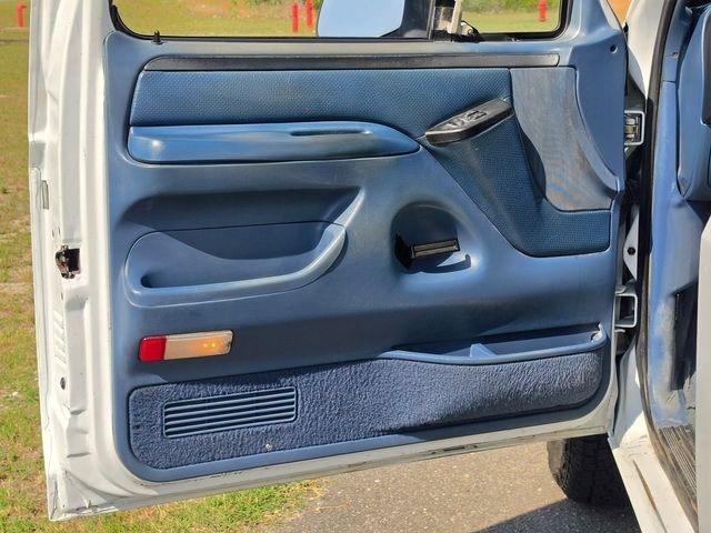 1994 Ford F-150 XLT SWB