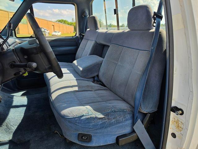 1994 Ford F-150 XLT SWB - 5