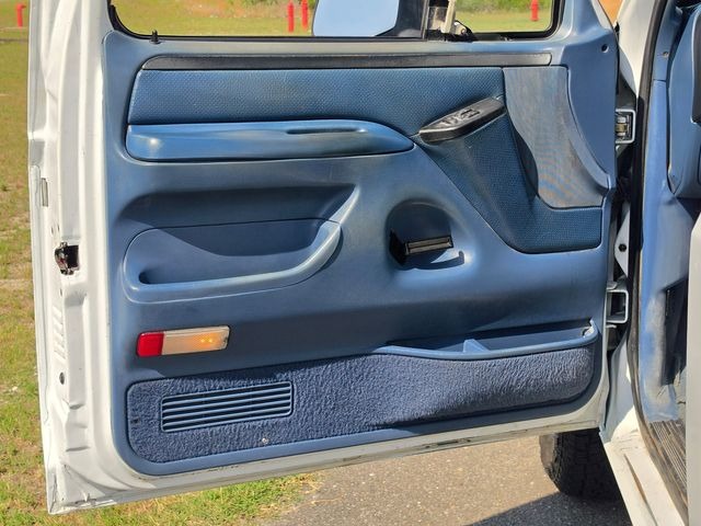 1994 Ford F-150 XLT SWB