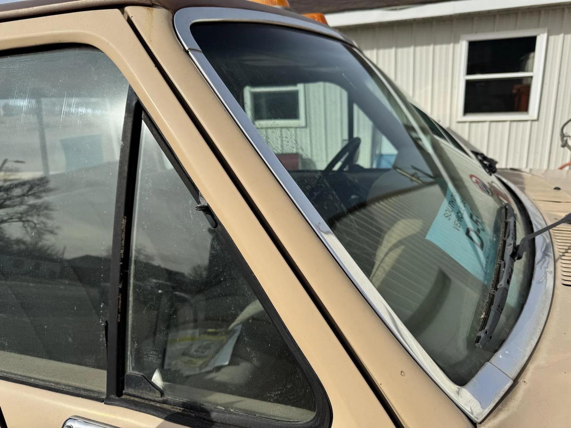 1985 Ford F-150 XLT Lariat 4×4