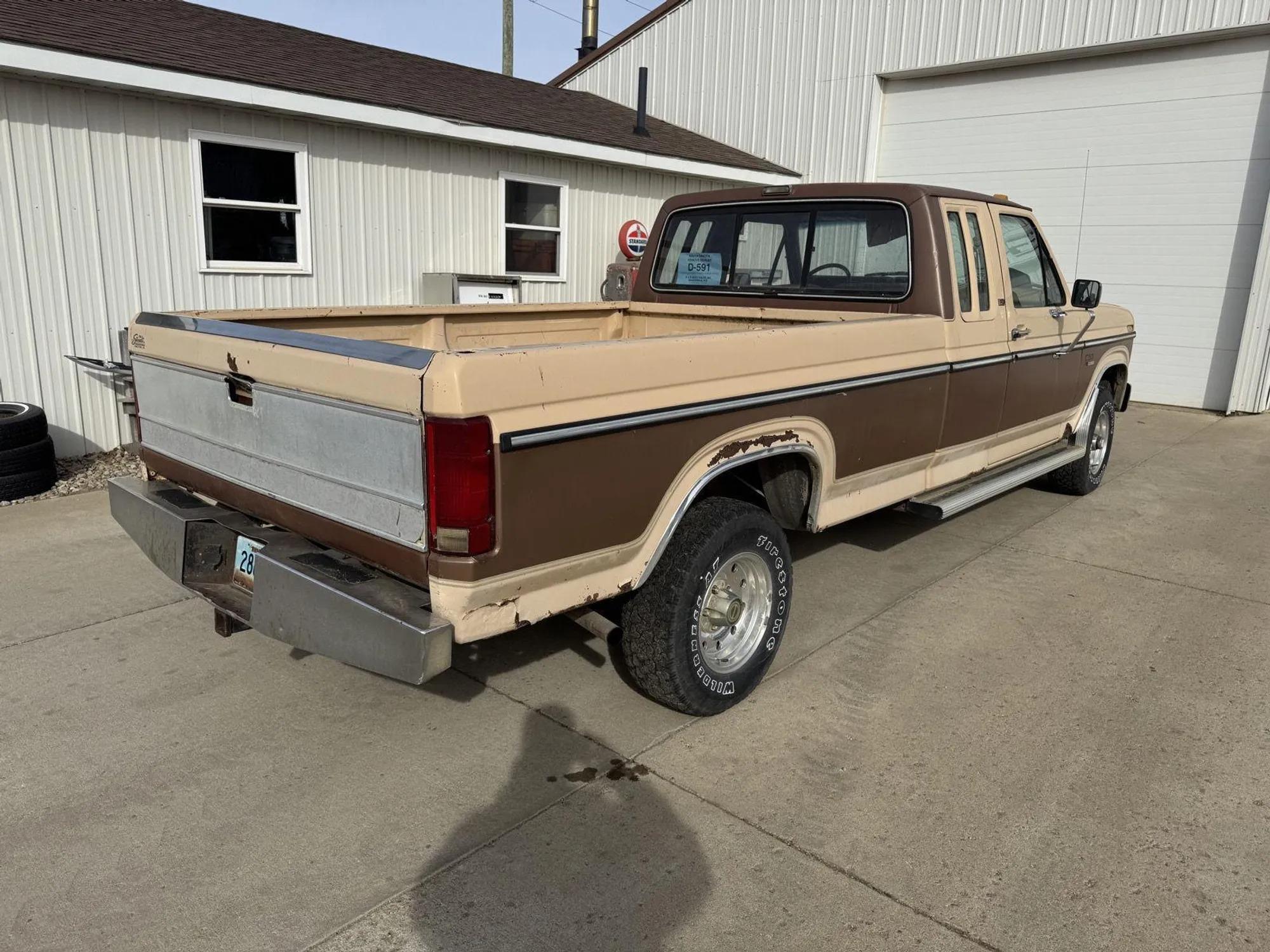 1985 Ford F-150 XLT Lariat 4×4