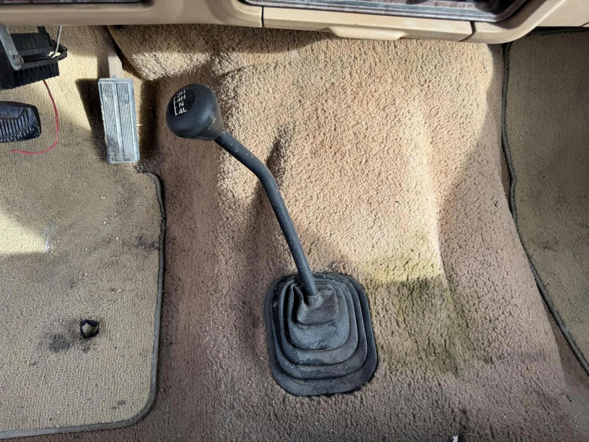 1985 Ford F-150 XLT Lariat 4×4