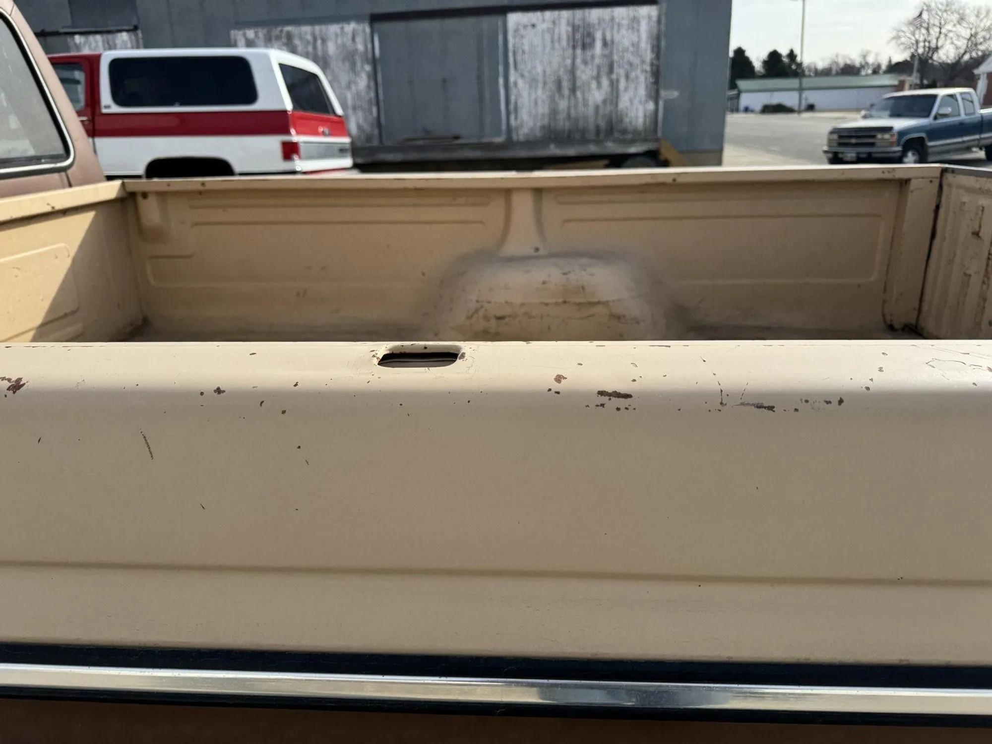 1985 Ford F-150 XLT Lariat 4×4