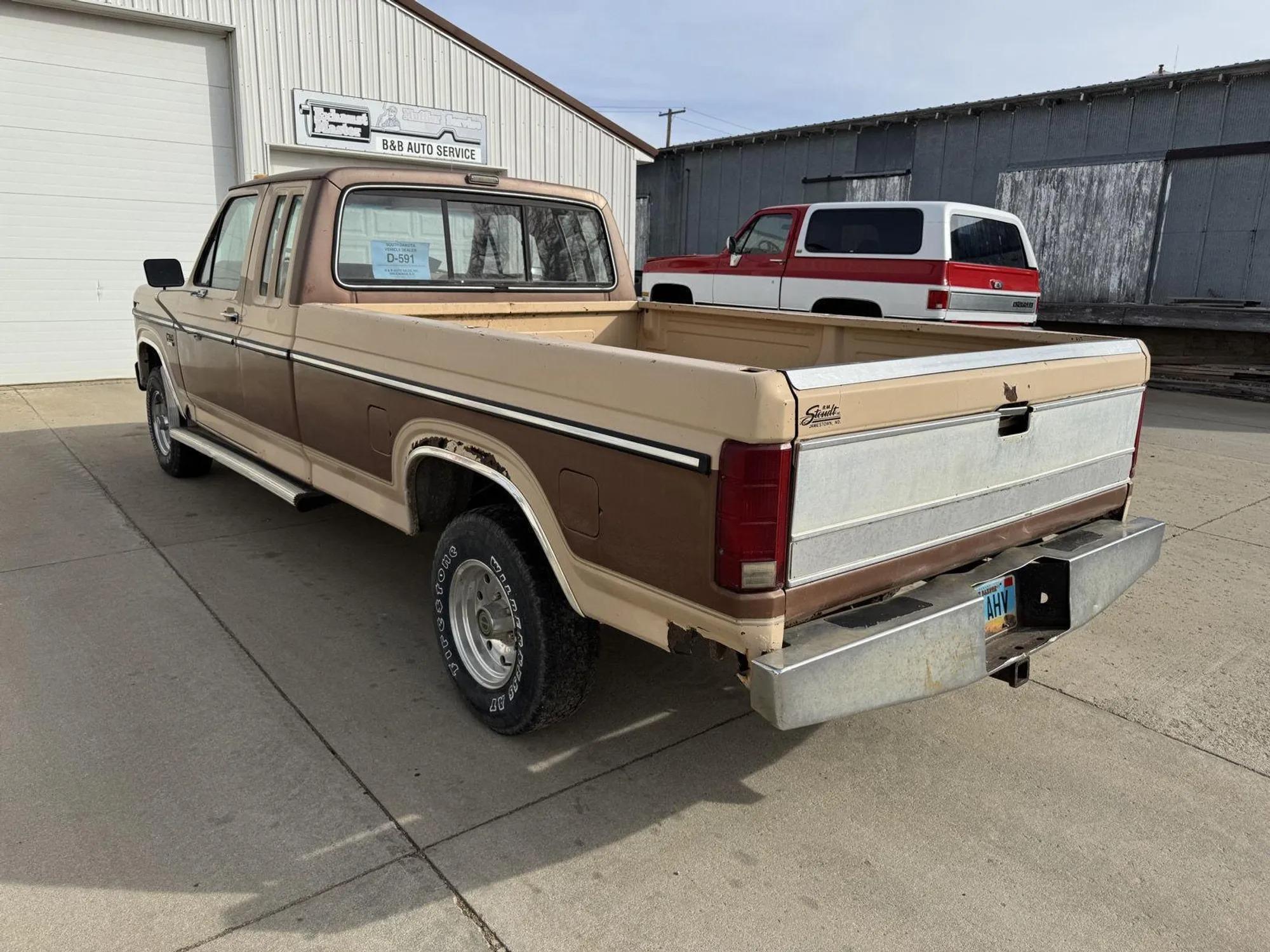 1985 Ford F-150 XLT Lariat 4×4
