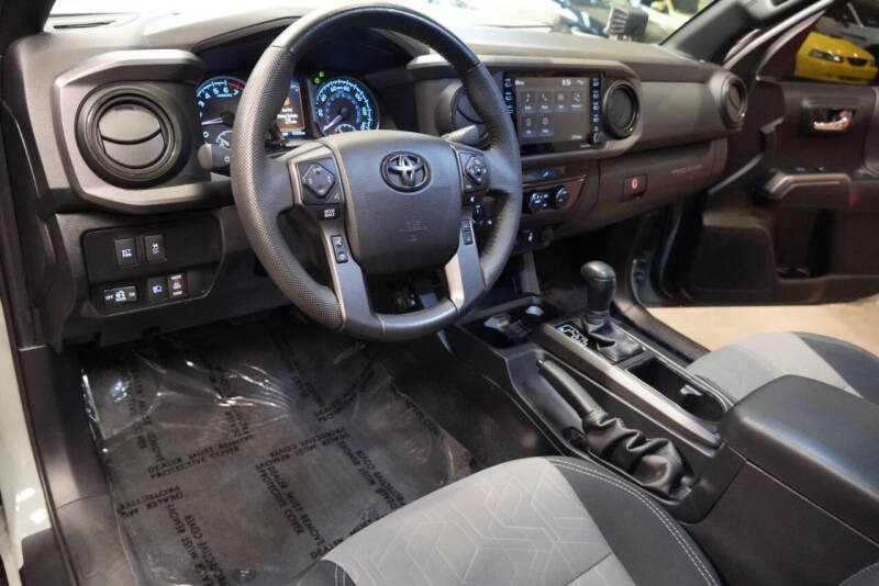 2022 Toyota Tacoma TRD Off-Road