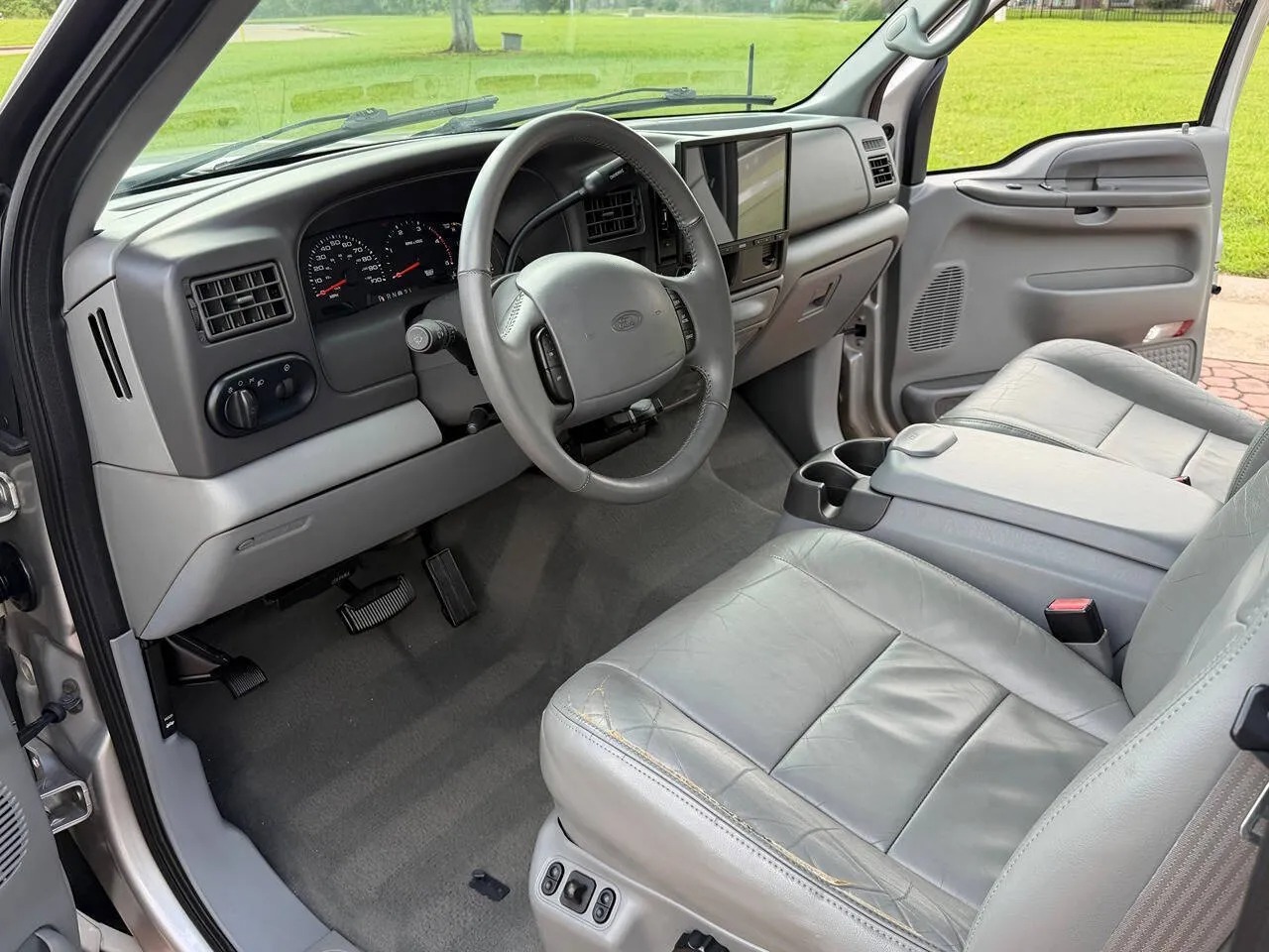 2002 Ford Excursion XLT