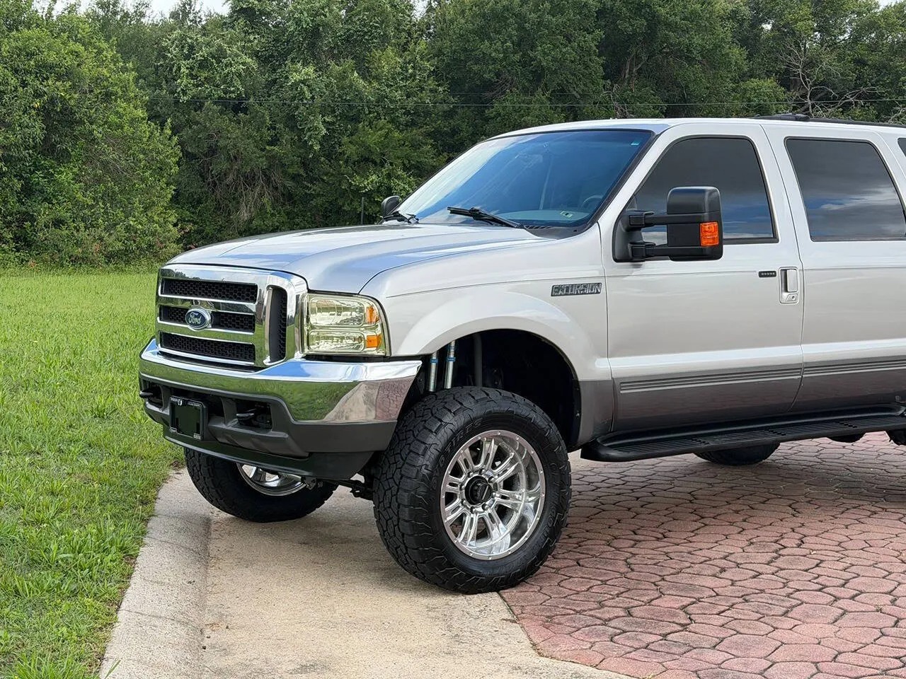 2002 Ford Excursion XLT