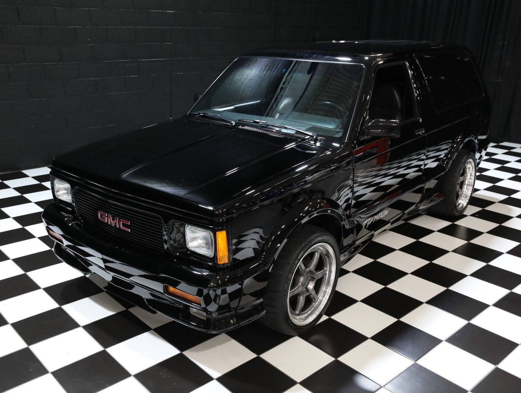 1993 GMC Typhoon