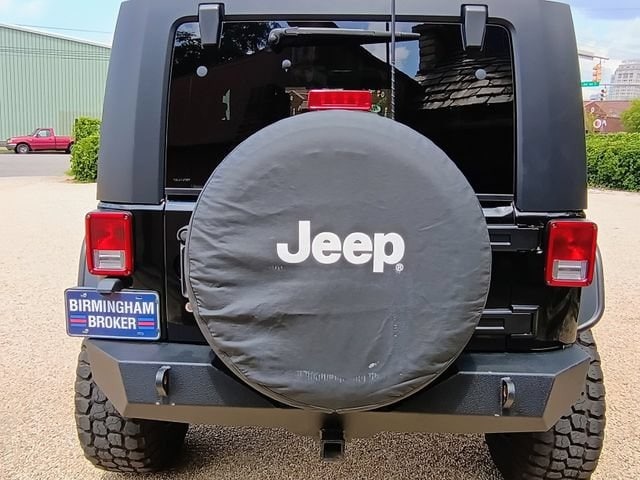2010 Jeep Wrangler Sahara