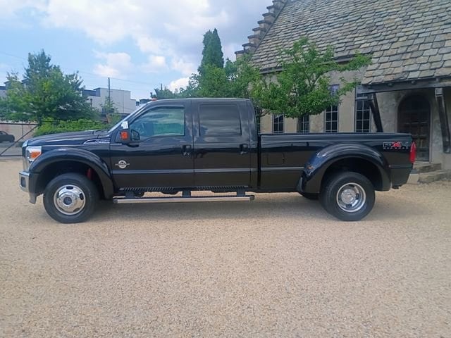 2011 Ford F-450 Super Duty Lariat FX4
