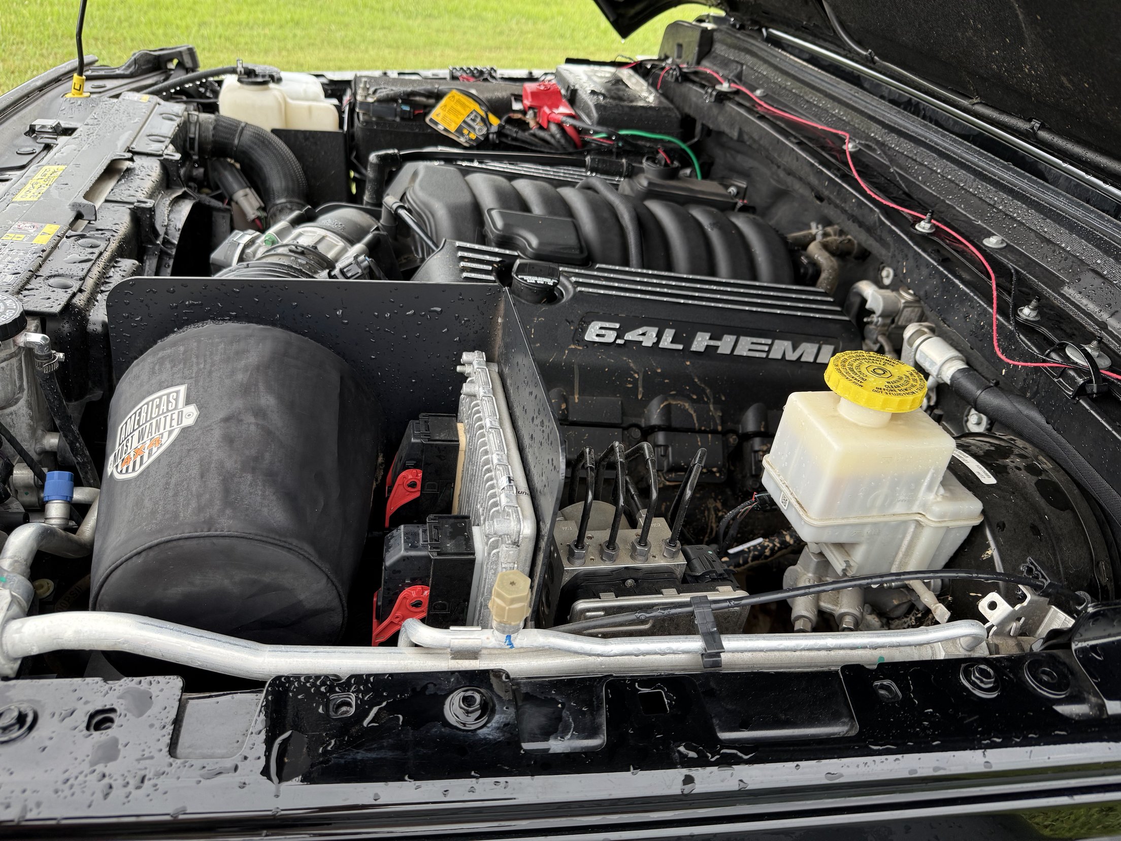 HEMI V8-Powered 2022 Jeep Gladiator