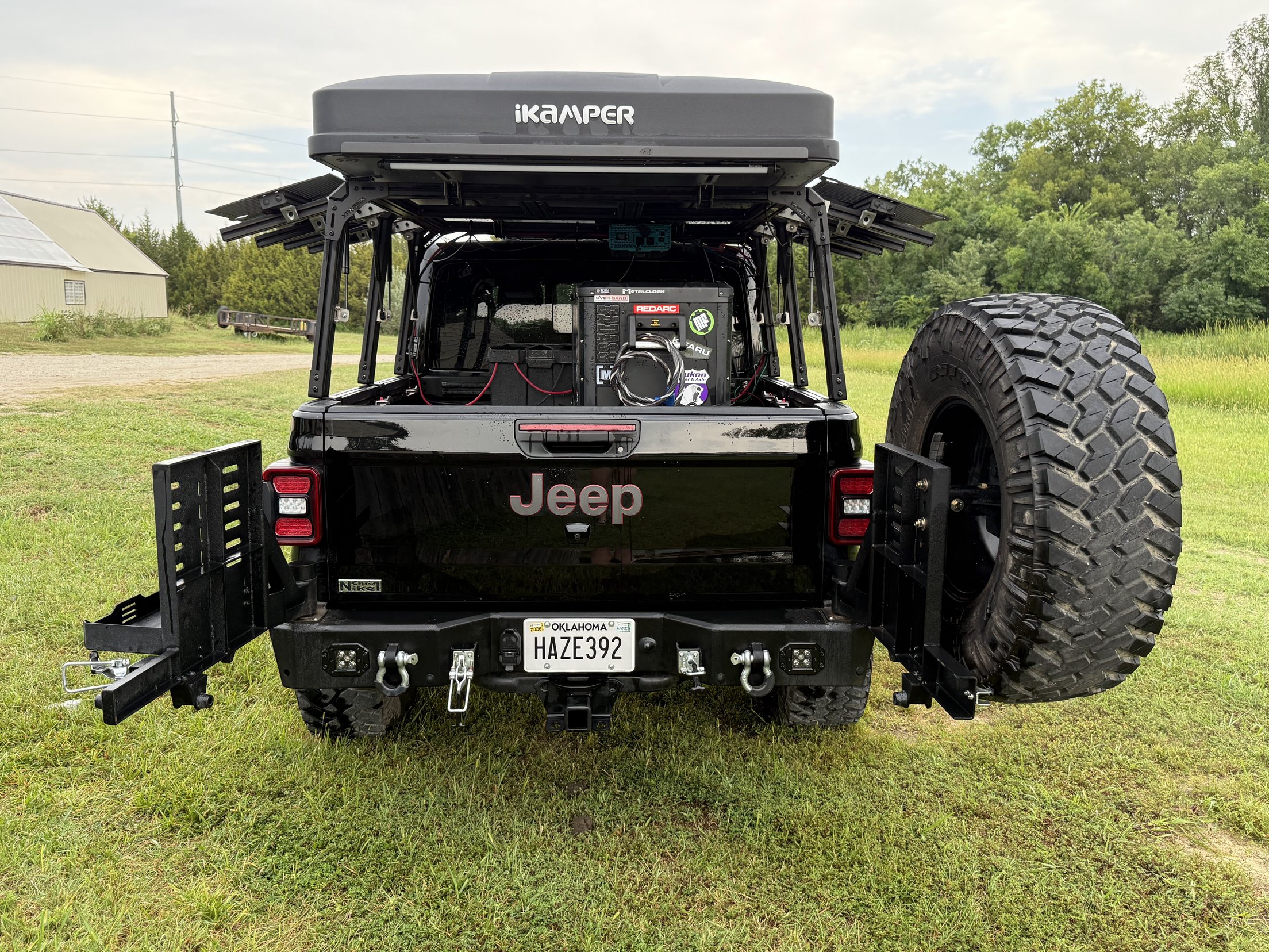 HEMI V8-Powered 2022 Jeep Gladiator