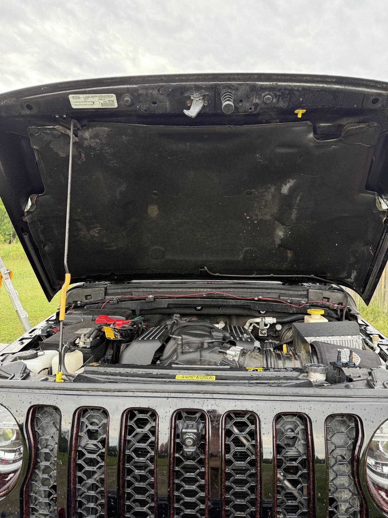 HEMI V8-Powered 2022 Jeep Gladiator