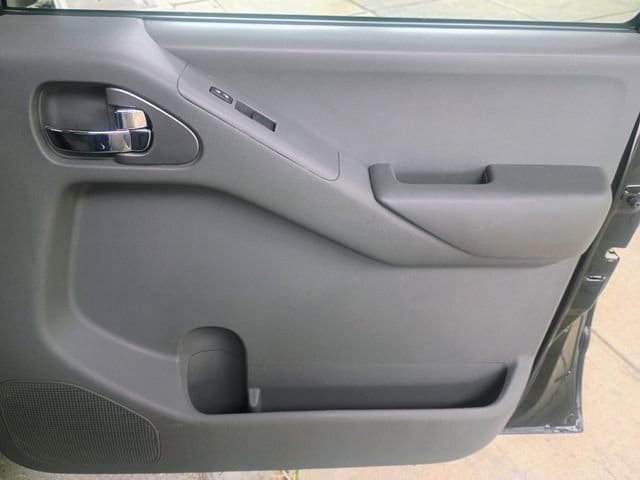 2013 Nissan Frontier SV