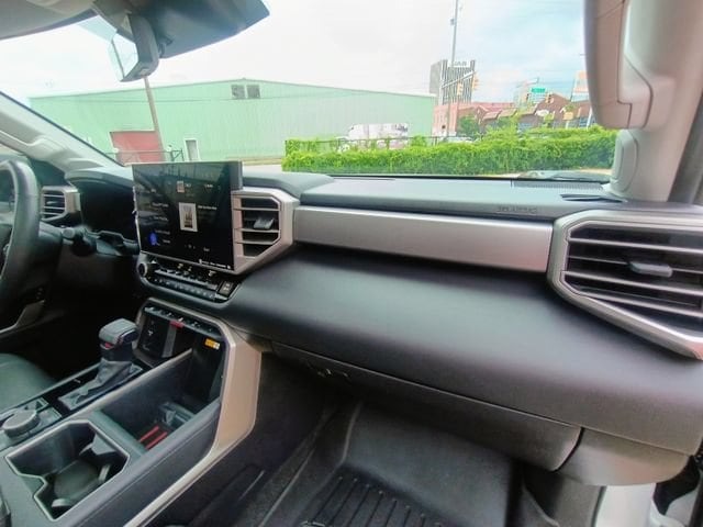 2024 Toyota Tundra Limited HV