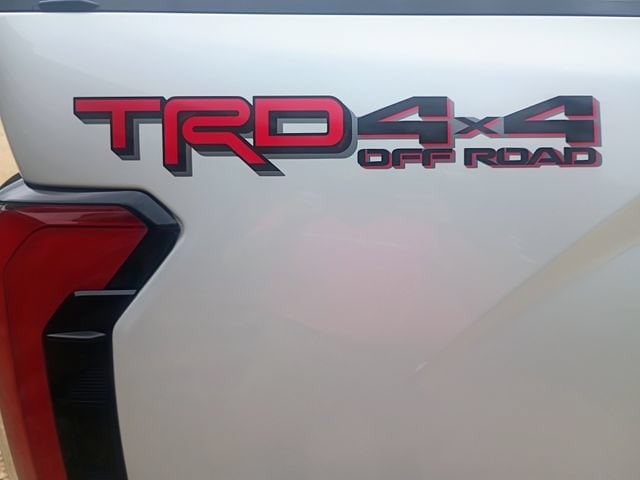 2024 Toyota Tundra Limited HV