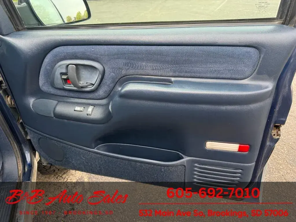 1997 Chevrolet Suburban LT
