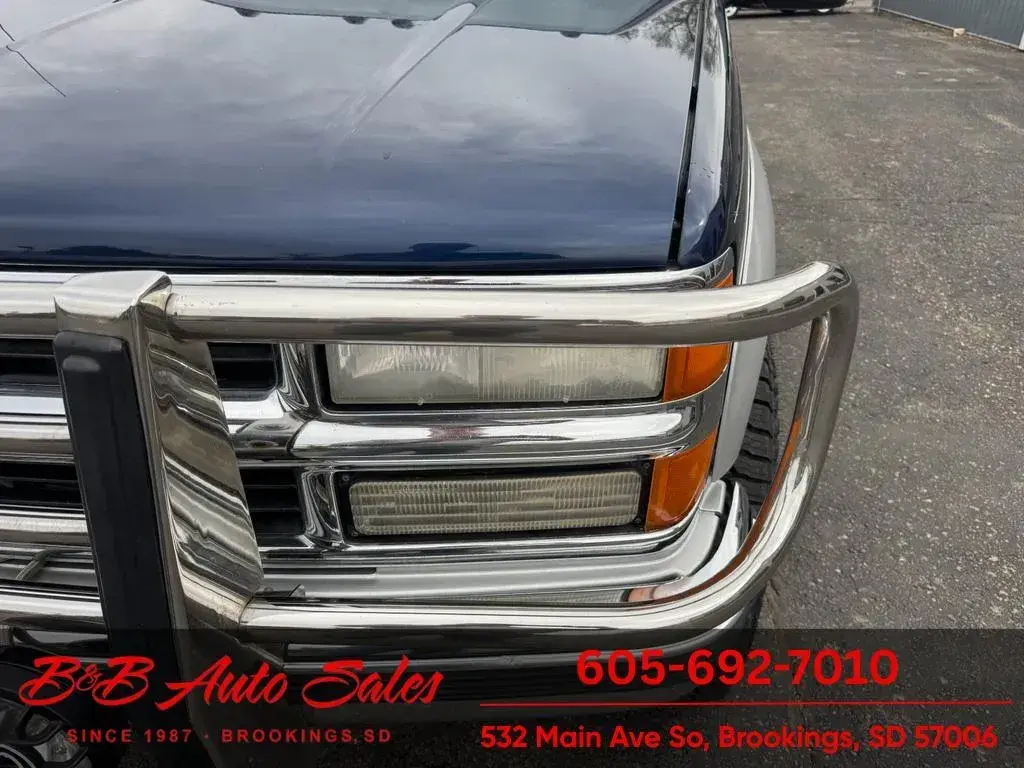 1997 Chevrolet Suburban LT