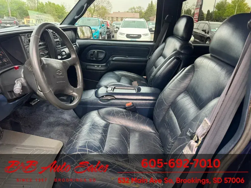 1997 Chevrolet Suburban LT