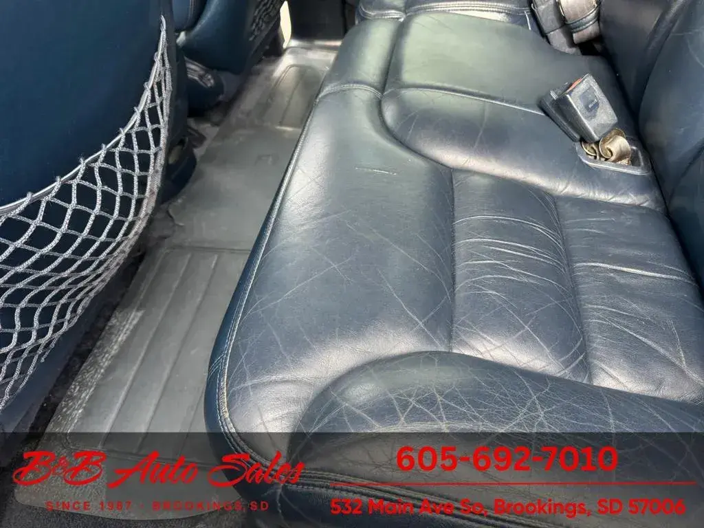 1997 Chevrolet Suburban LT