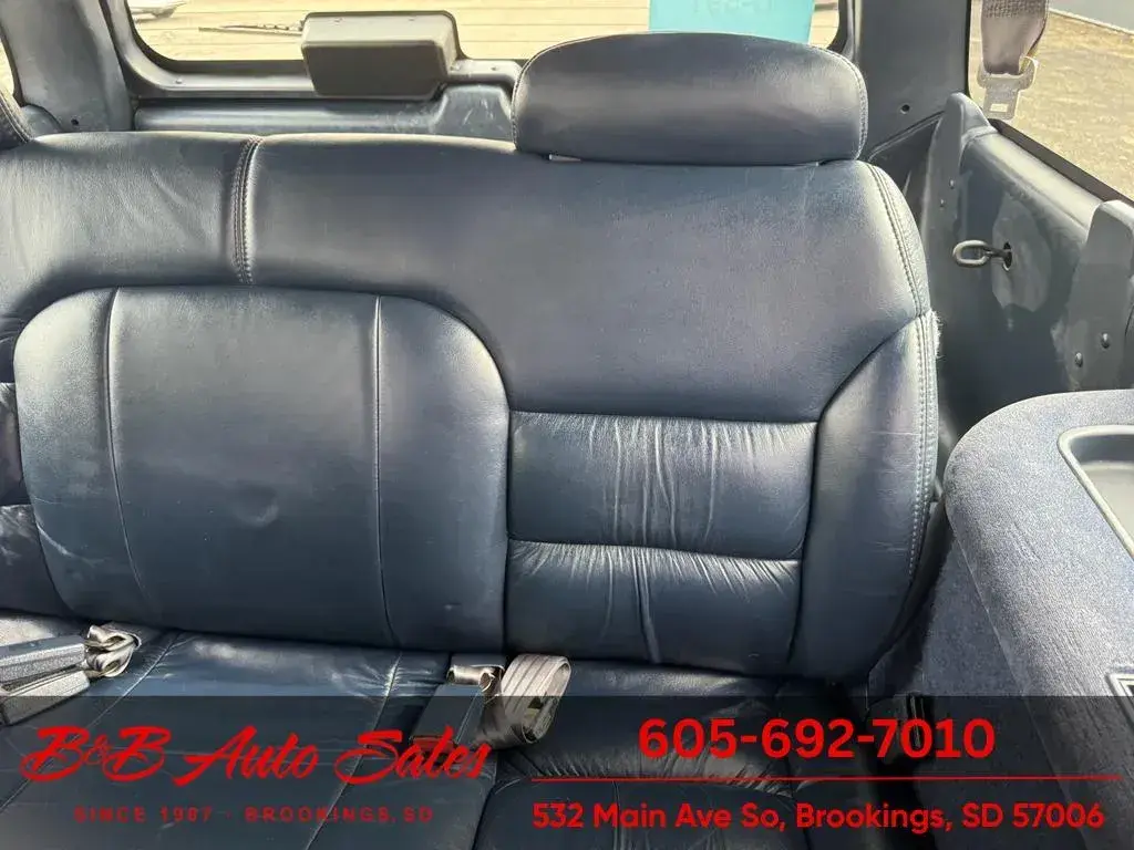 1997 Chevrolet Suburban LT