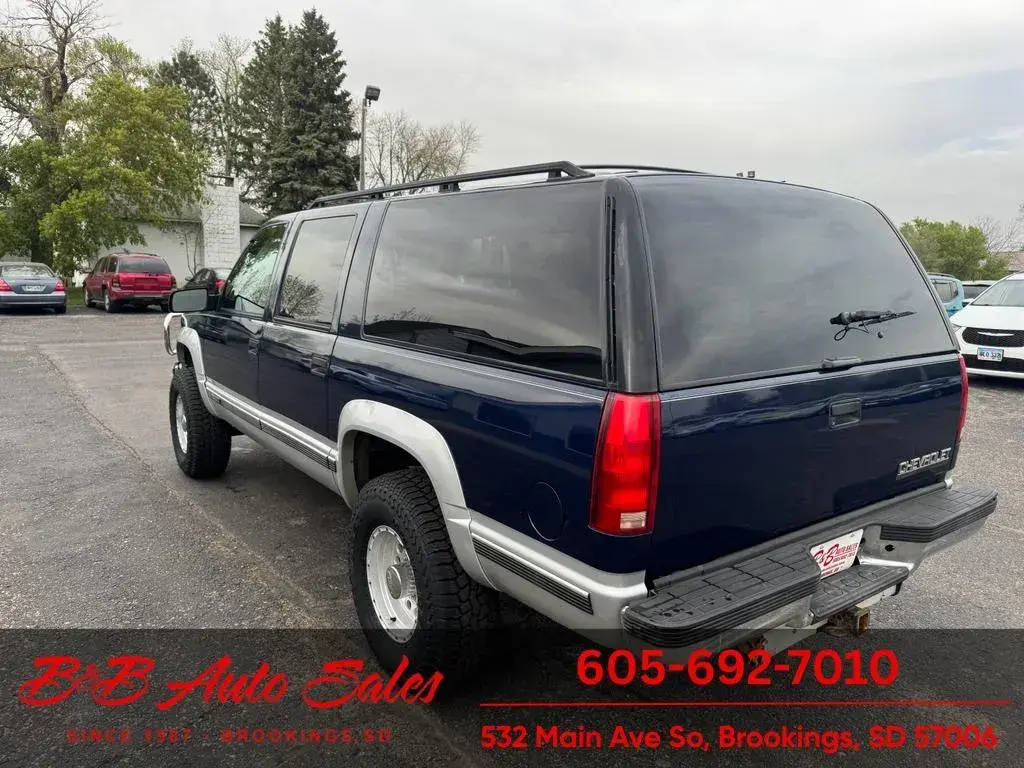 1997 Chevrolet Suburban LT