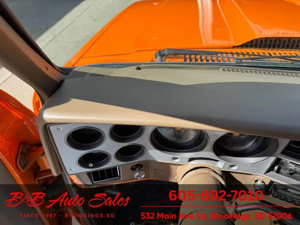 1985 Chevrolet C10 Shortbox Details